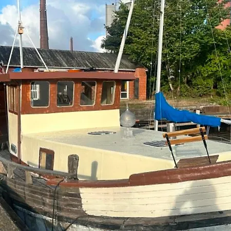 Lovely Houseboat In *